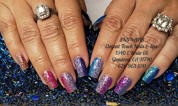 Photo Elegant Touch Nails 3