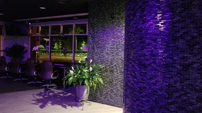 Photo Elegant Touch Nails 4