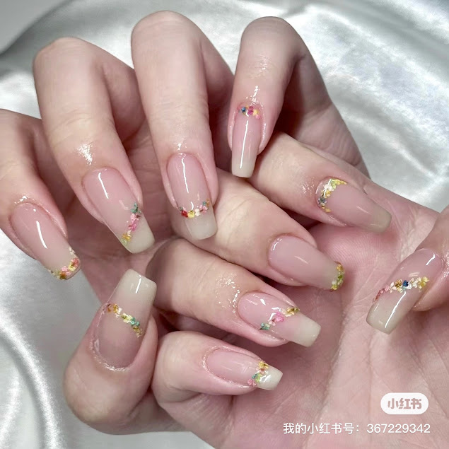 Photo Friendly Nails 3