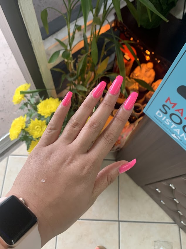 Photo Hello Bella Nails 4