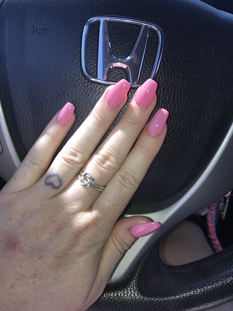 Photo Hello Bella Nails 5