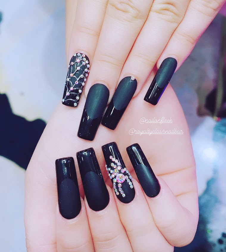 Photo Nails On Fleek 3