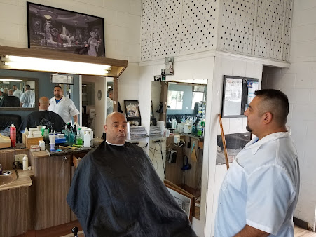 Photo Santa Anita Barbershop 2