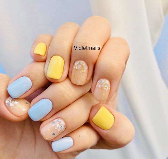 Photo Violet Nails 2